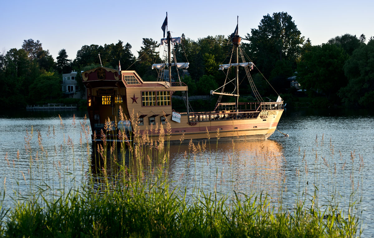 mooneys bay pirate ship